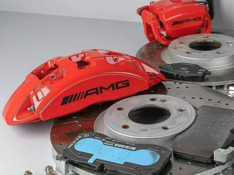 premium AMG brake kit designed for the Mercedes-Benz G63 AMG (W463 / W464). (Email us : waynelesly76@gmail.com)